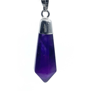 Amethyst diamond like shape pendant