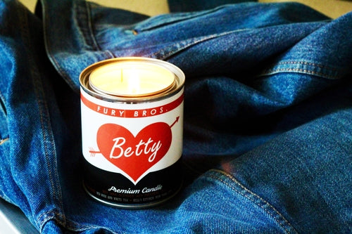 Betty Premium Candle 12.5oz - Bath & Beauty