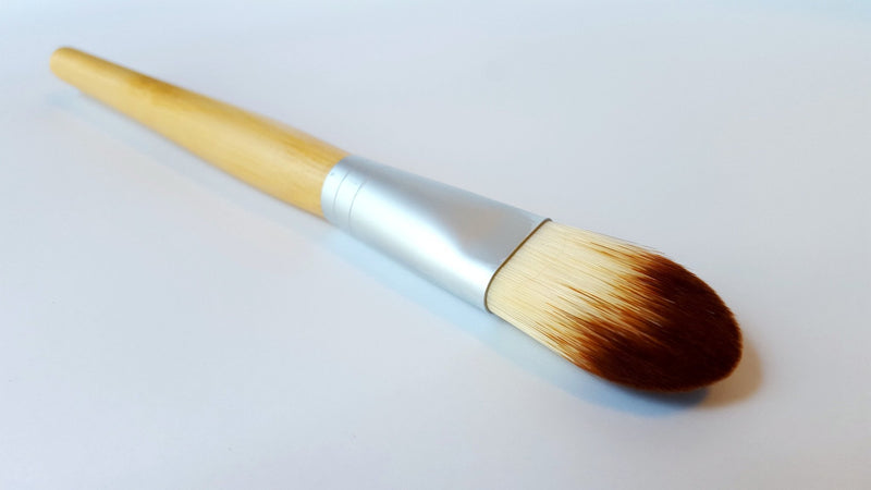 Vegan Foundation Brush with Bamboo for Flawless