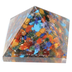 Orgone Mixed Stone pyramid 25-30mm