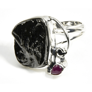 Ruby & Shungite Ring size 6