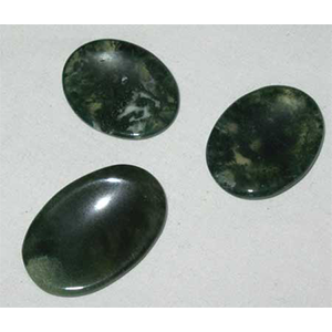 Moss Agate worry stone - Wiccan Place