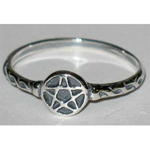 Pentagram sterling silver ring - Wiccan Place