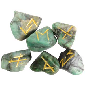 Emerald rune set - Wiccan Place