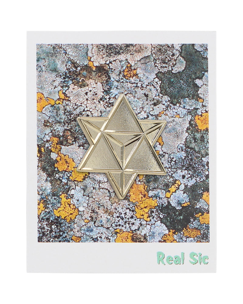 Star Merkaba / Tetrahedron â€“ Enamel Pin (Gold)