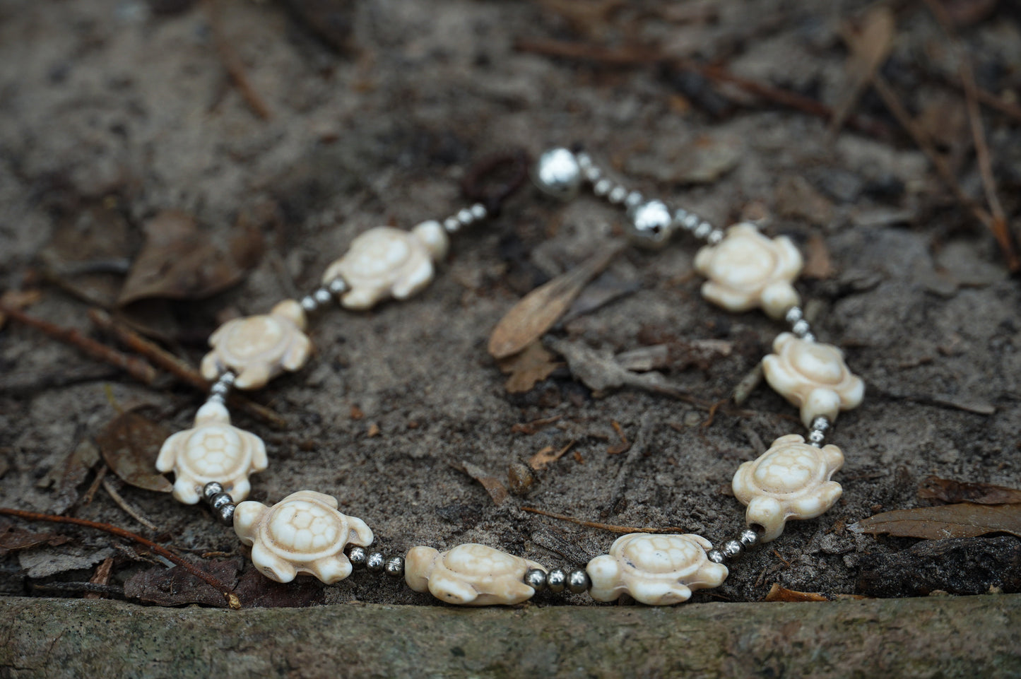 White Turtle Boho Silver Anklet - Bracelets & Anklets