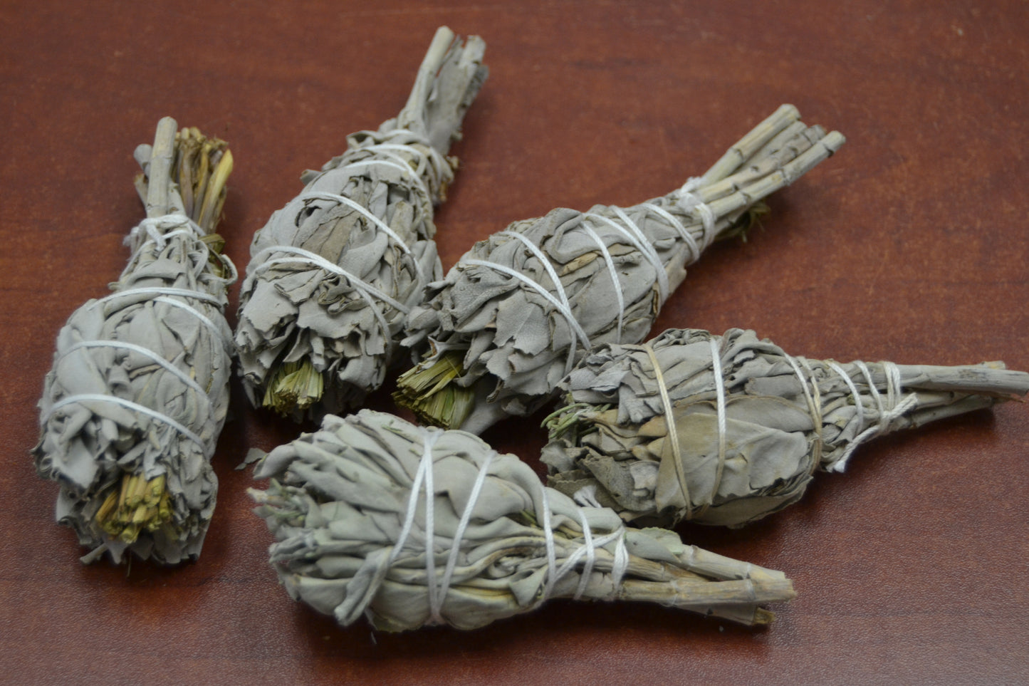 White Mini Sage + Sweetgrass Bundle Smudge 5 Pcs 