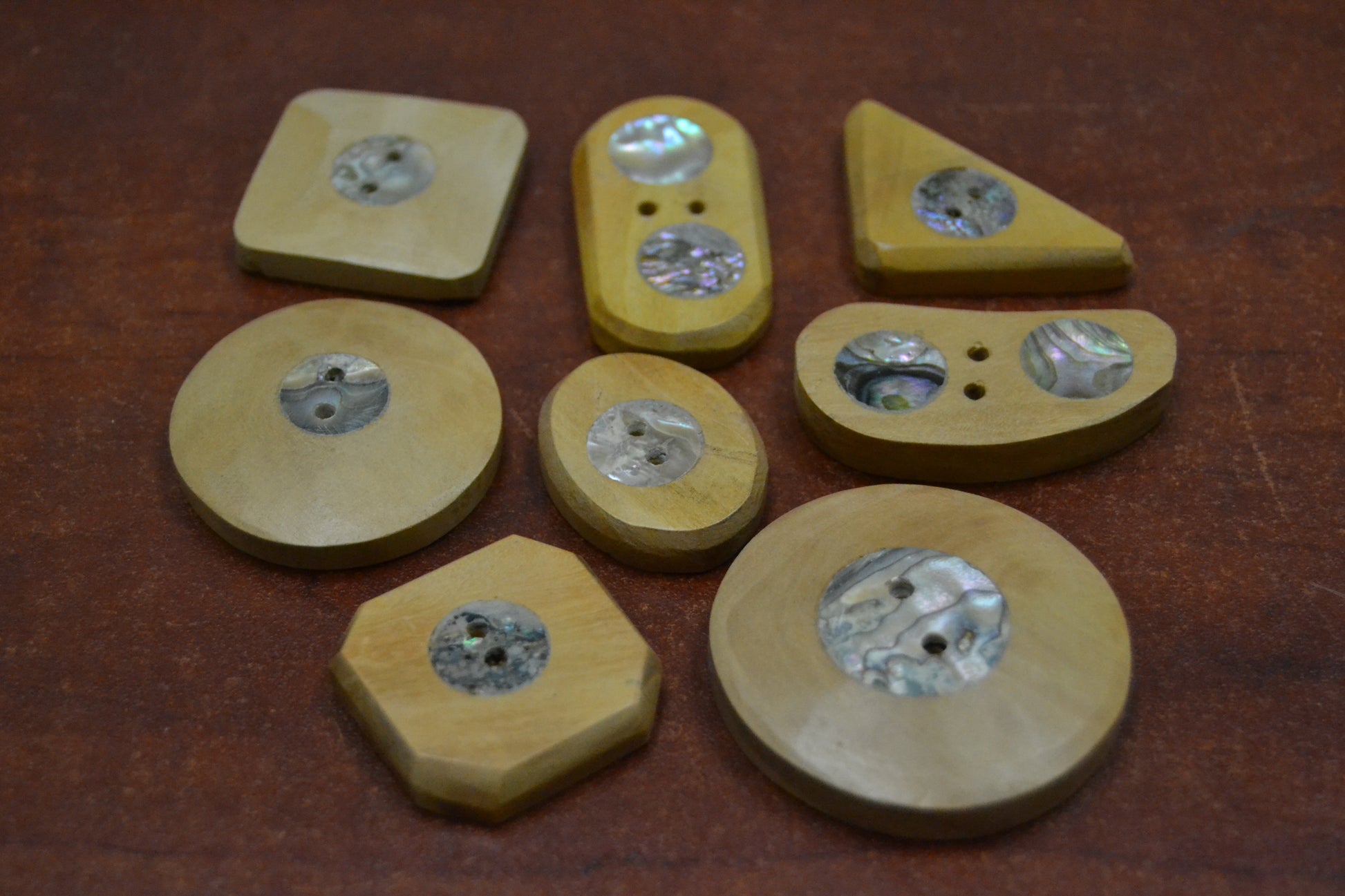 Assort Wood Abalone Shell Buttons 8 Pcs